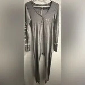 PINK Victoria's Secret Gray Thermal Henley Top